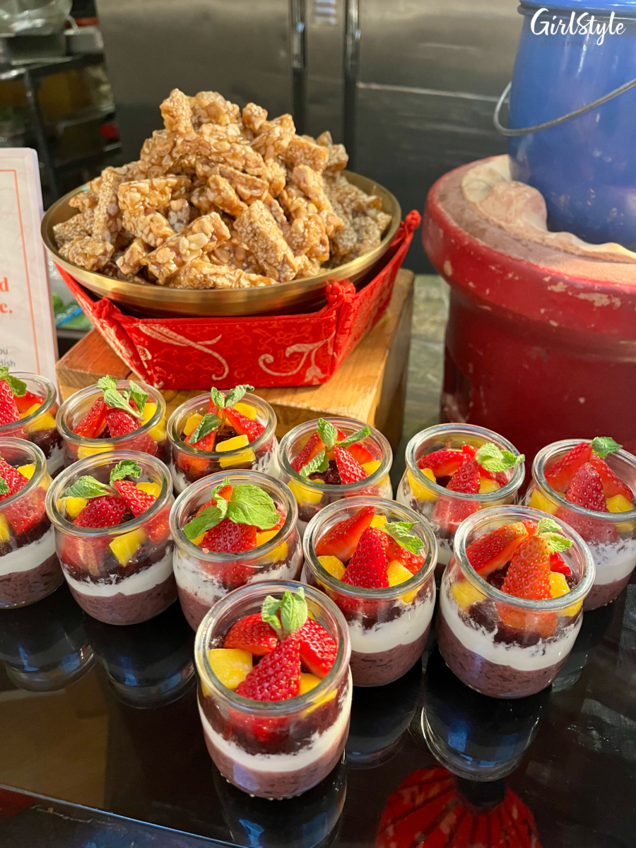Peanut Candy with Lotus Seeds (kẹọ lac, mứt sen) and Yogurt with Black Sticky Rice (sữa chua nếp cẩm)