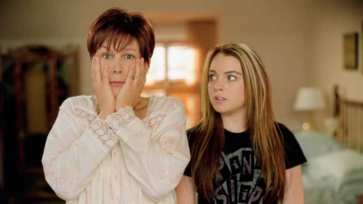 Jamie Lee Curtis and Lindsay Lohan in Freaky Friday (2003)