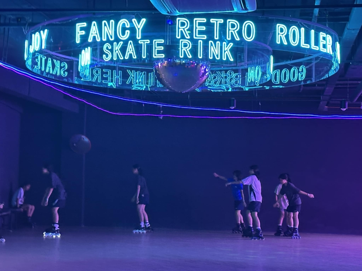 Disco-inspired roller rink area