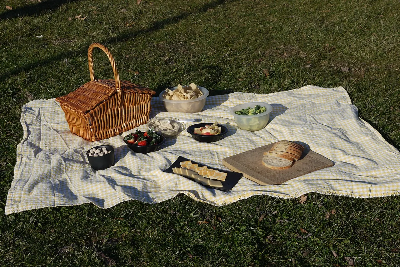 The Shake Affinity offers customised picnic box