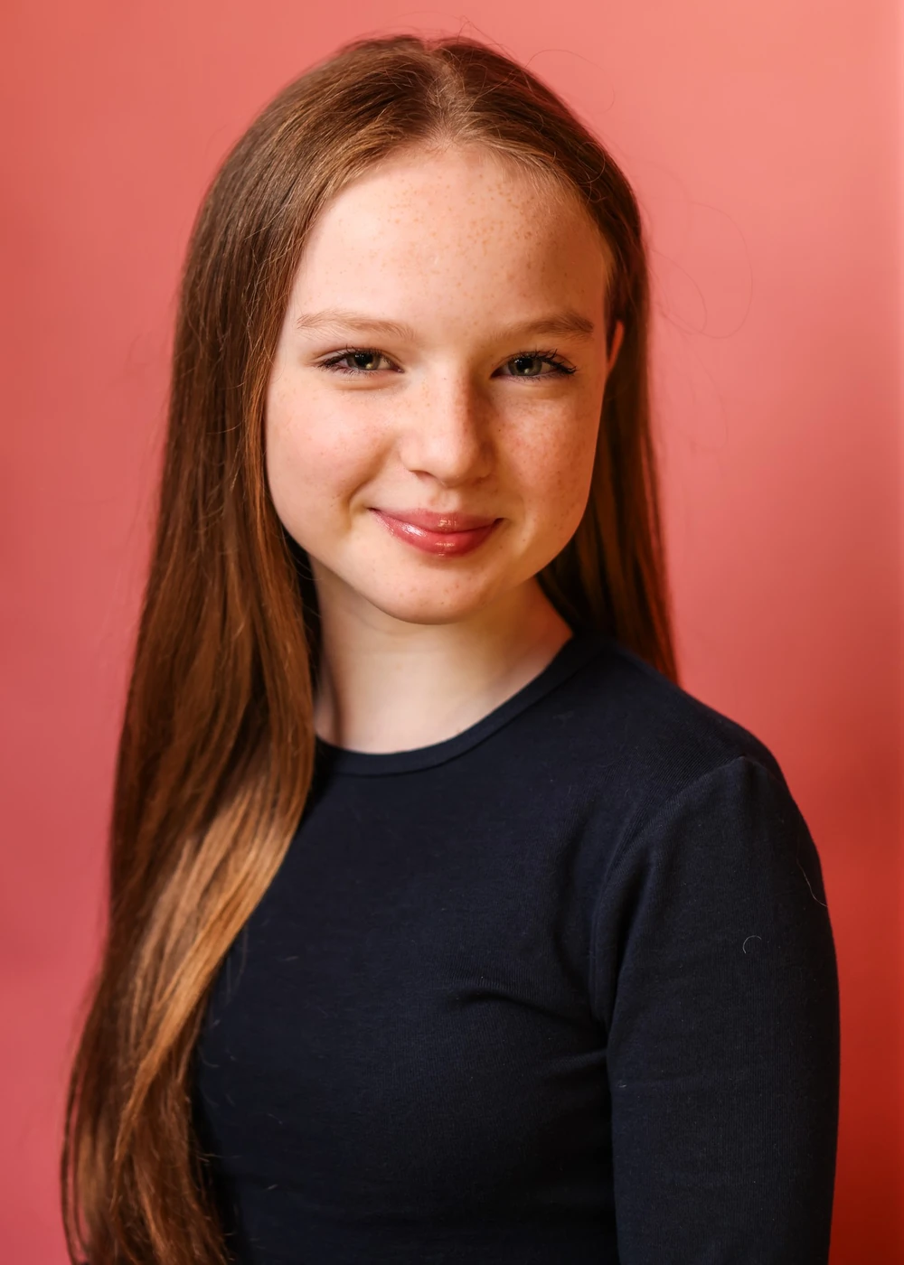 Molly McCann as Louella McCoy