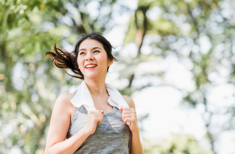 Even without makeup, daily grime like sunscreen and sebum can block your pores
