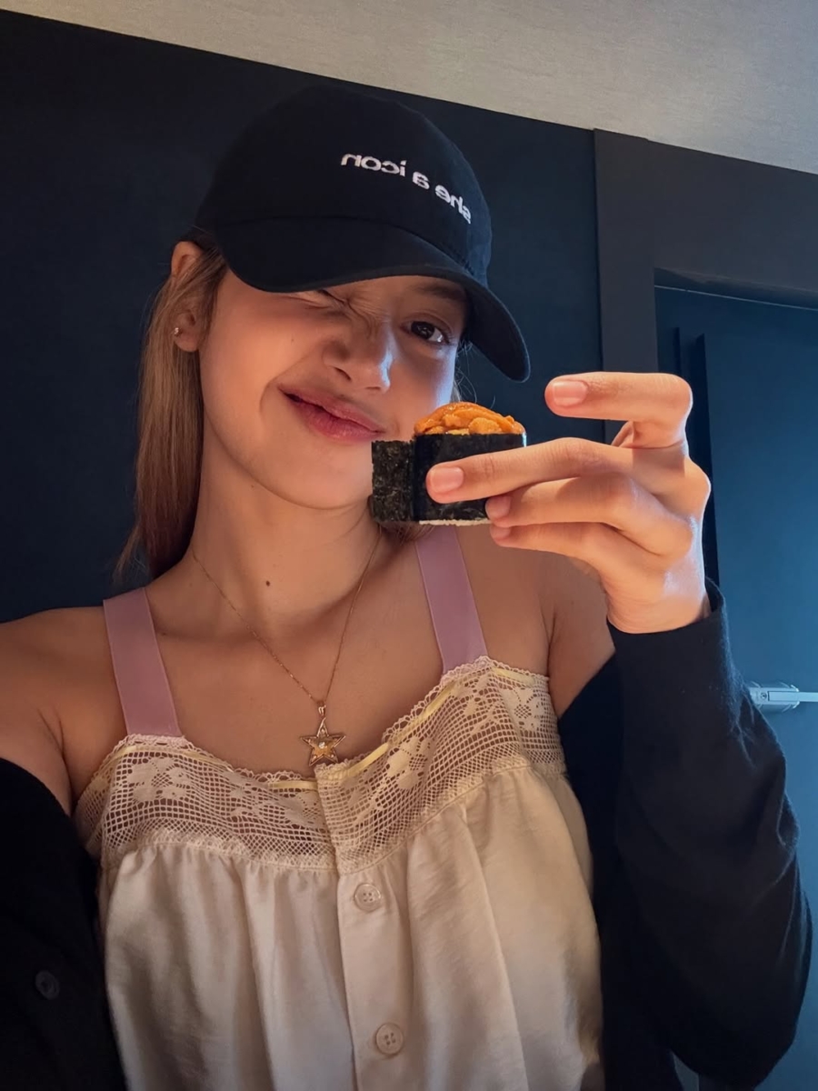 Lisa keeping it natural with ghost lashes