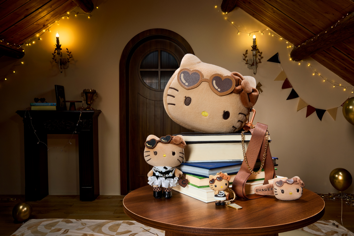 CHAGEE x Hello Kitty limited-edition merch