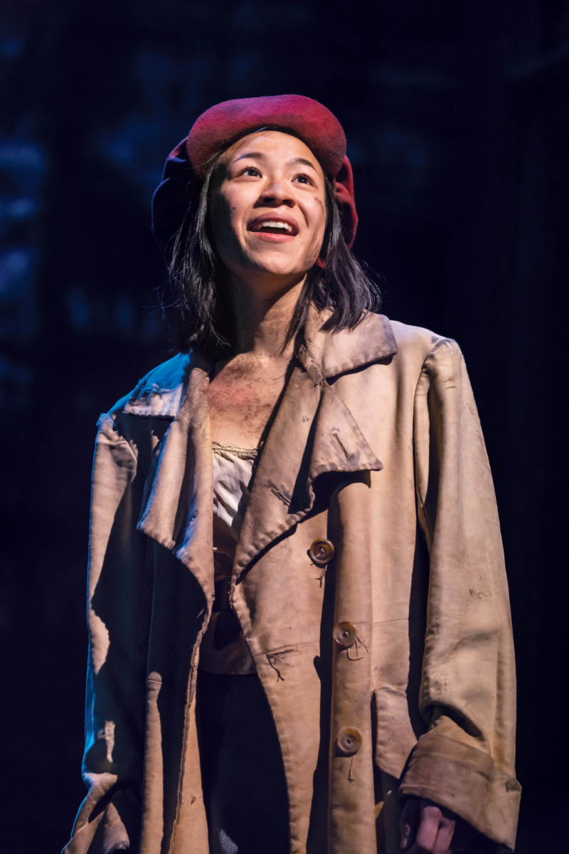 Nathania Ong as Eponine