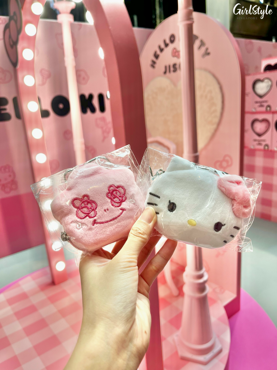Foldable Bag - Hello Kitty x JISOO pop up store in Singapore