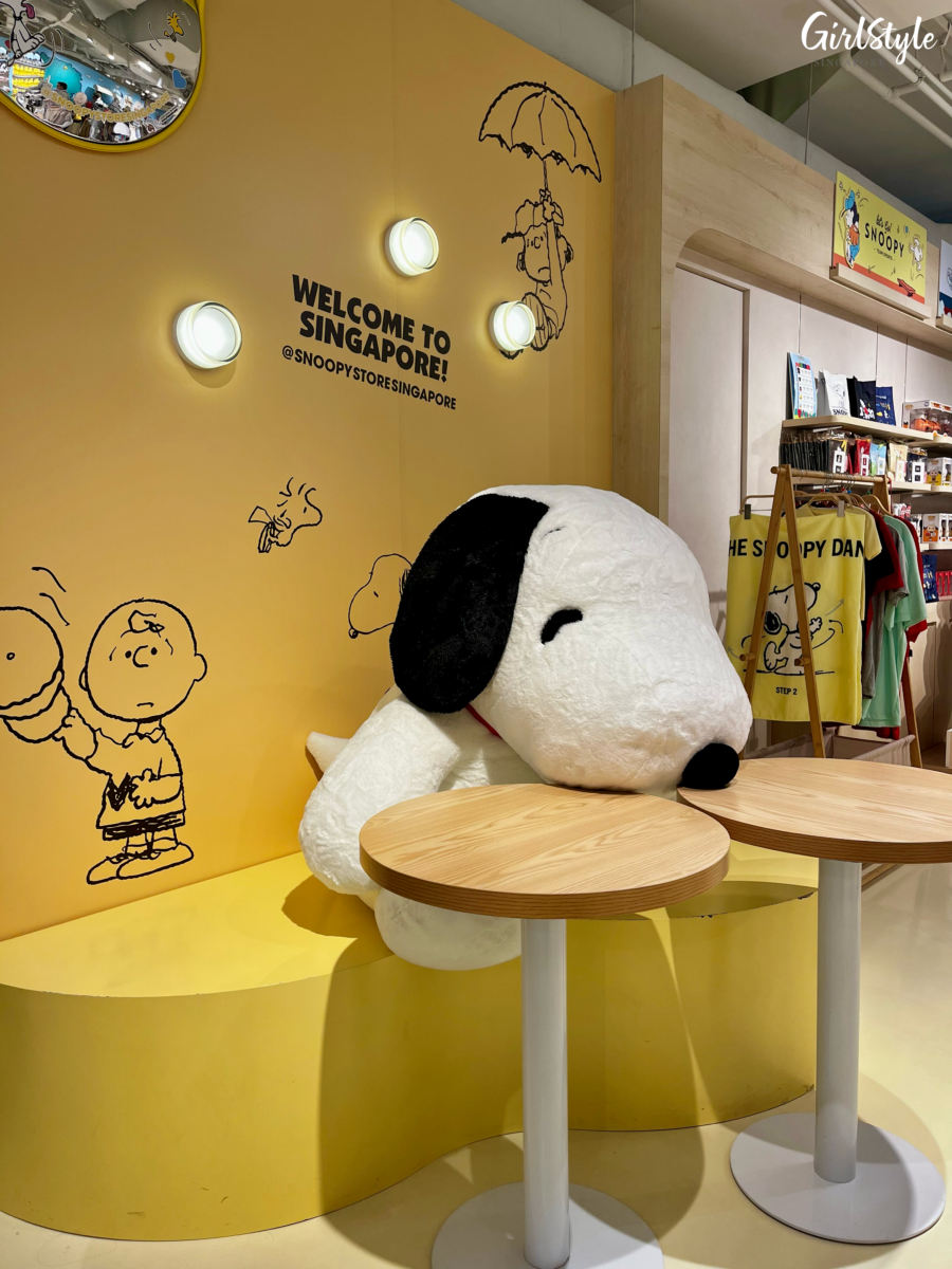 Snoopy Café at WEAVE