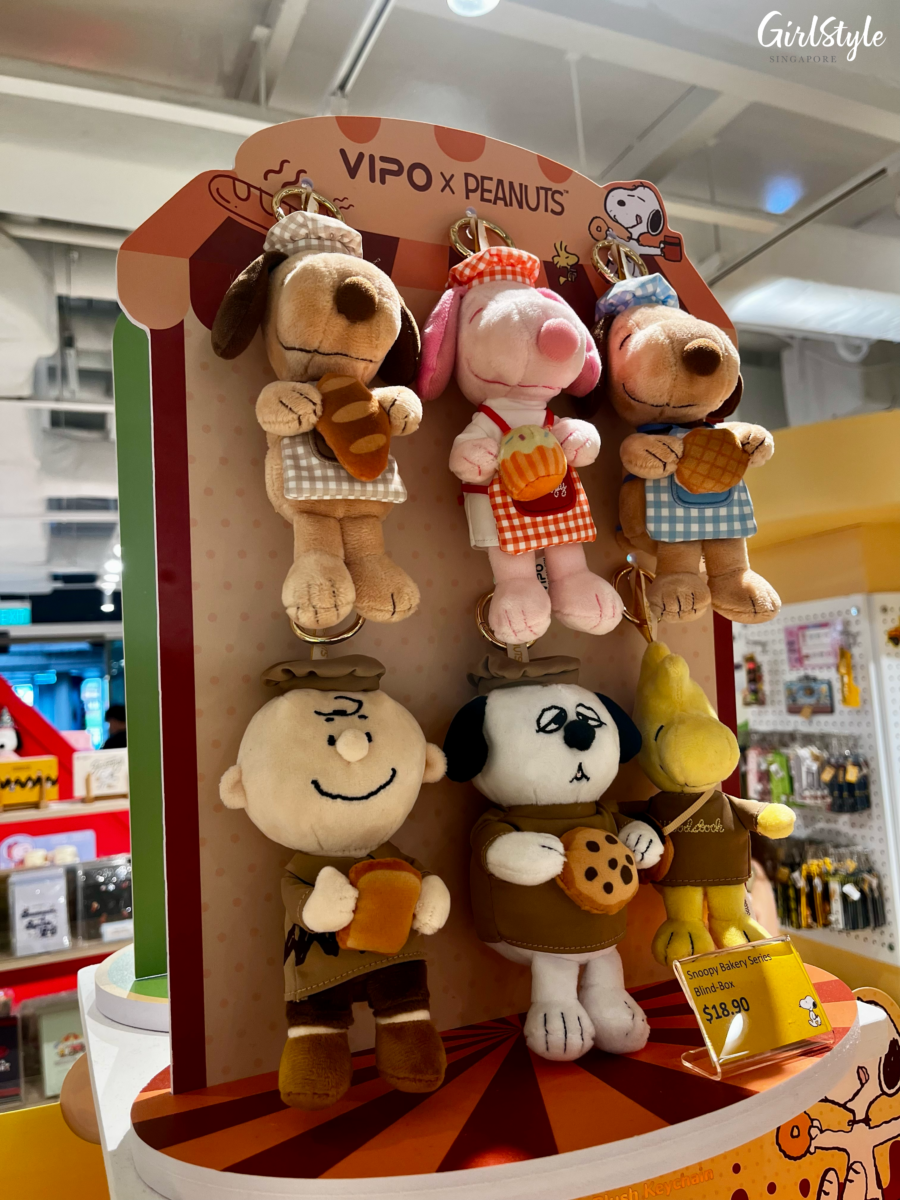 VIPO x Peanuts Bakery Plush Keychain Blind Box